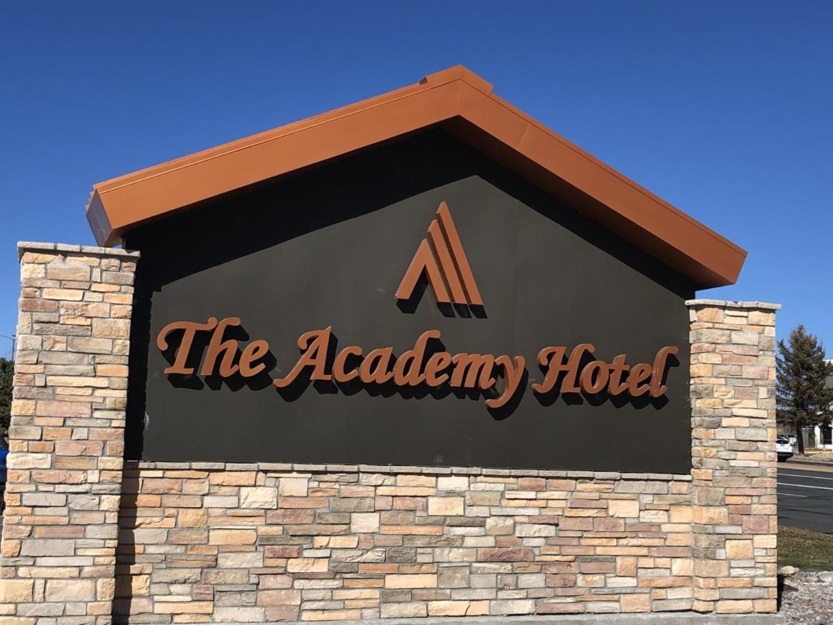 The Academy Hotel Colorado Springs — photo 11