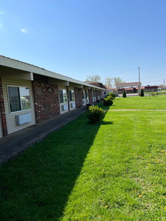 Town & Country Motel — photo 19