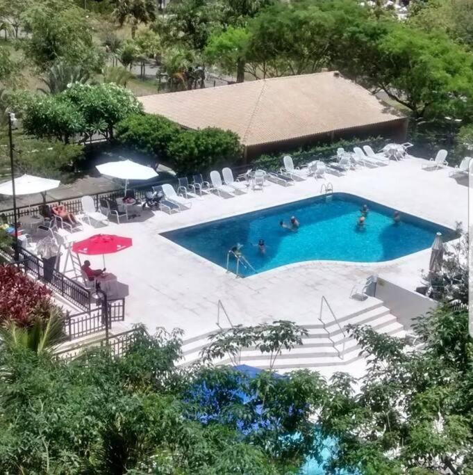 Heated swimming pool: Condo Apartment - Barra da Tijuca, Rio de Janeiro