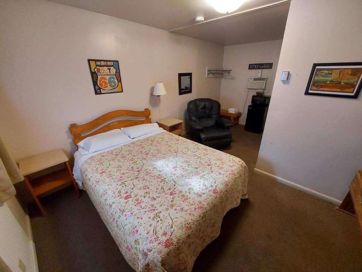 Cactus Inn & RV Parking — photo 13