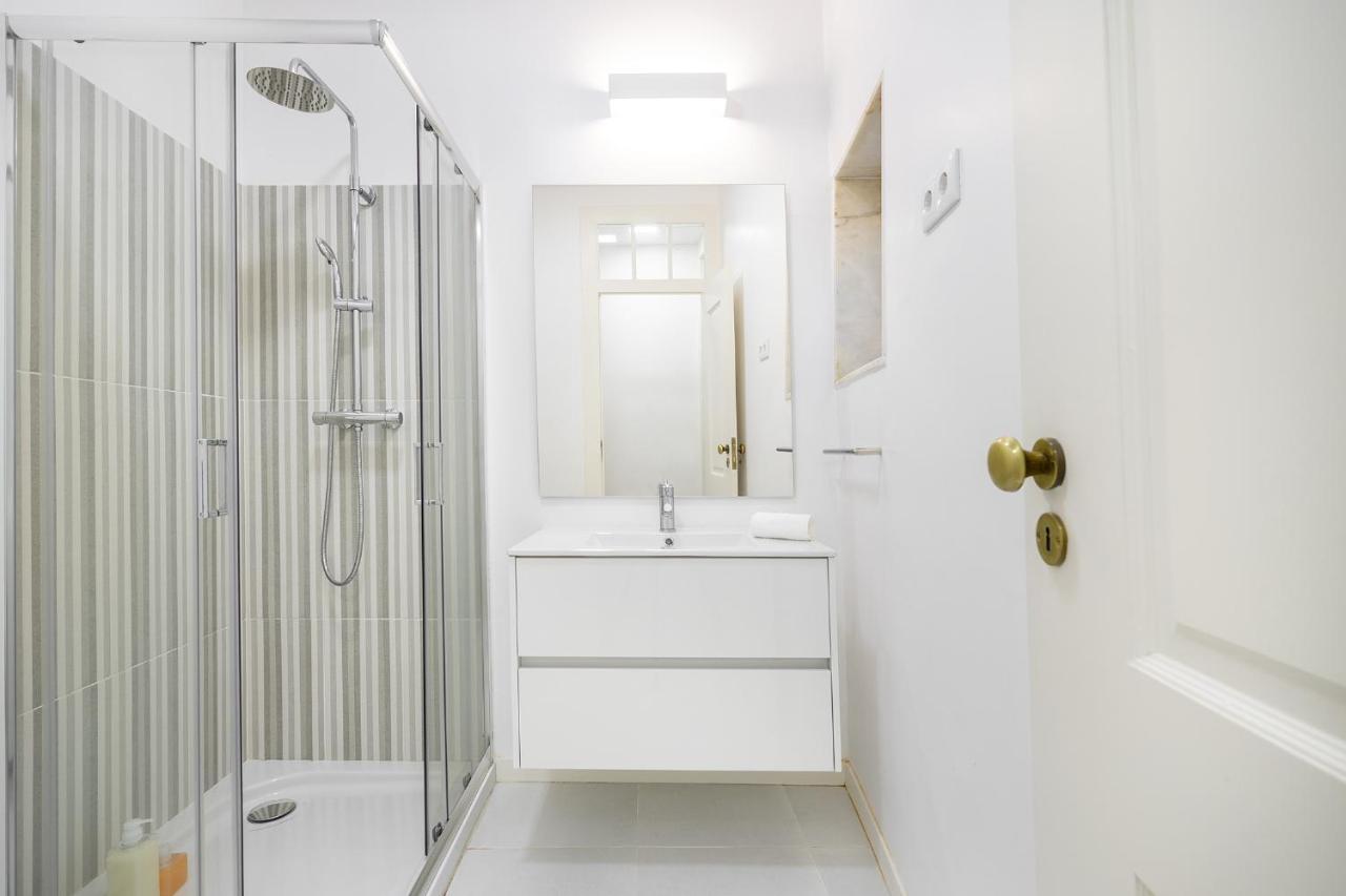 WHome Bairro Alto 2-Bed Central Location Fully Equipped - 3