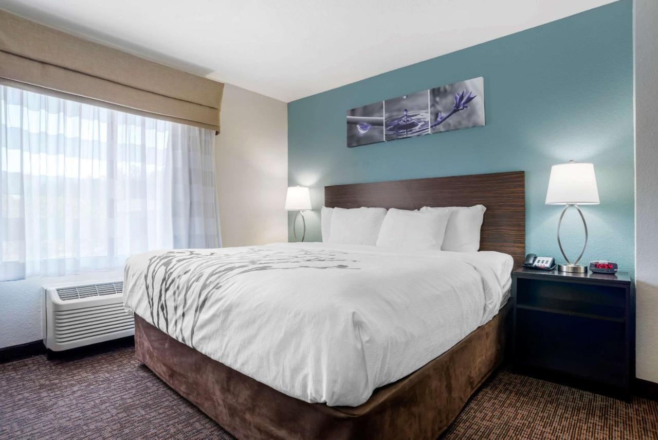 Sleep Inn & Suites Auburn Campus Area I-85 photo