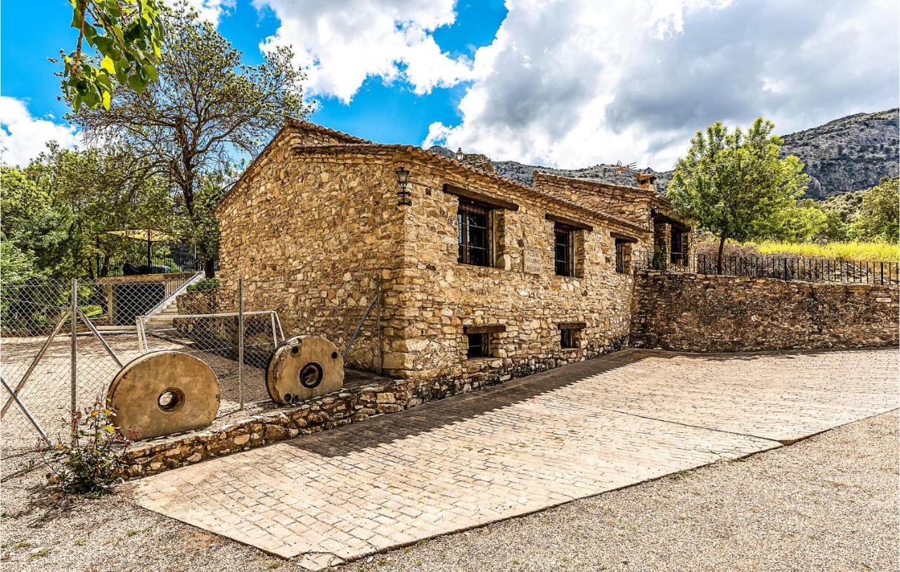 Stunning home in Villanueva del Trabuco with Outdoor swimming ...