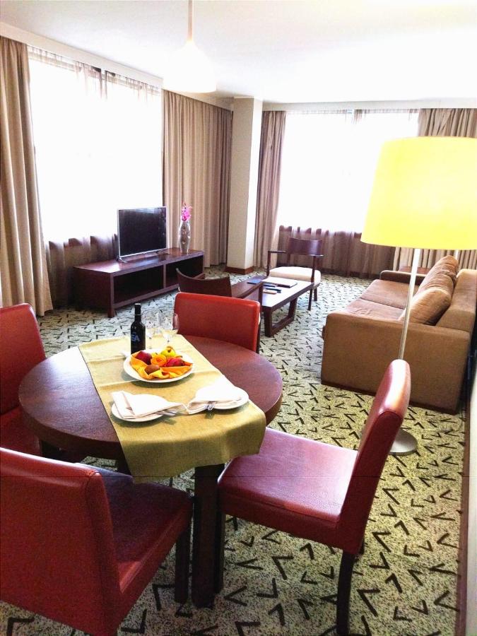 Skyna Hotel Luanda photo