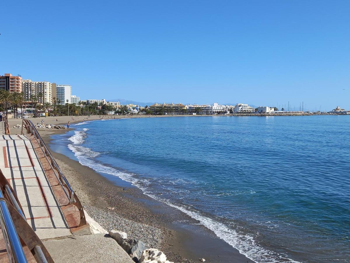 Beachfront apartment, Benalmádena – Bijgewerkte prijzen 2022