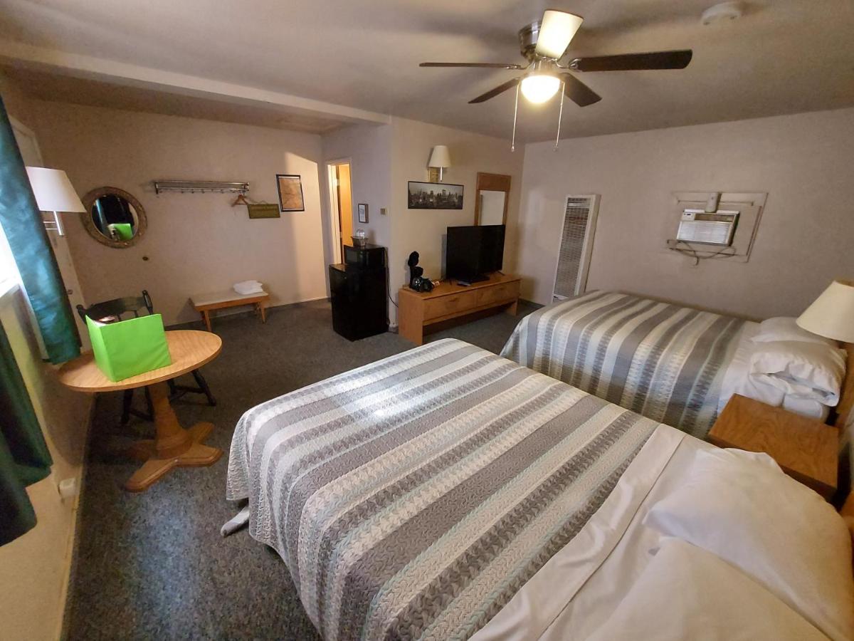 Cactus Inn & RV Parking — photo 21