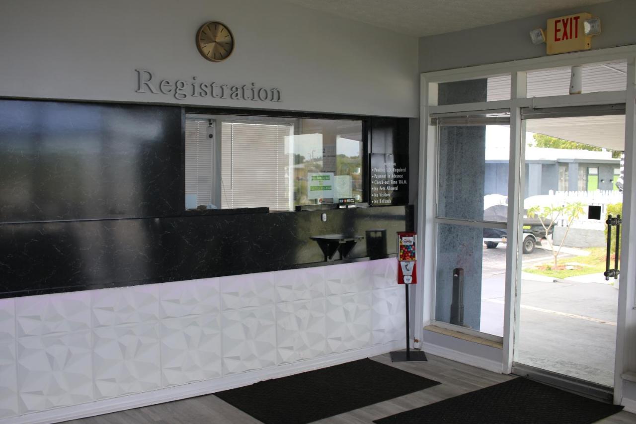 Relax Inn-Fort Pierce — photo 3
