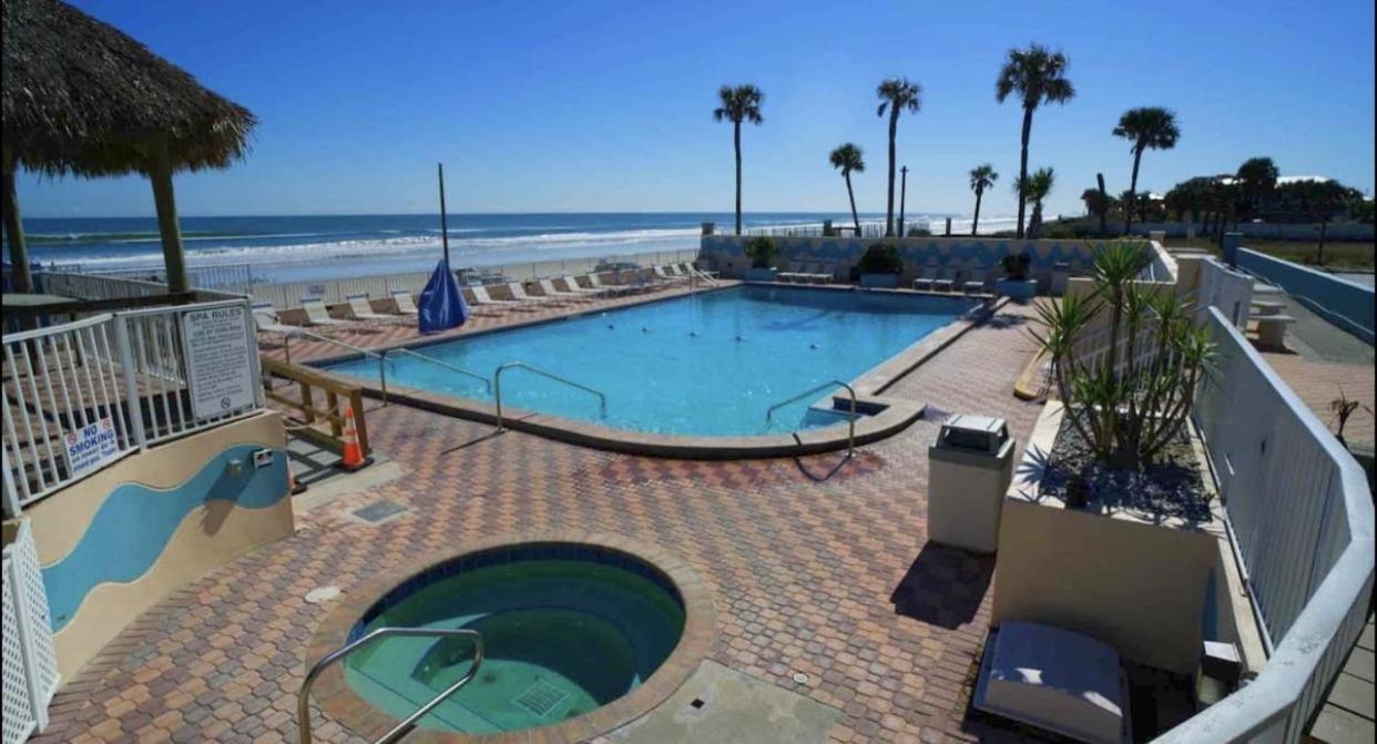 Image: Fountain Beach Resort Studios