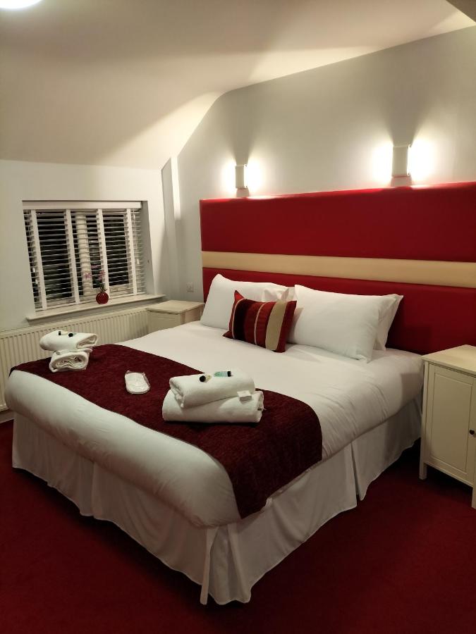Sutherlands Hotel - Laterooms