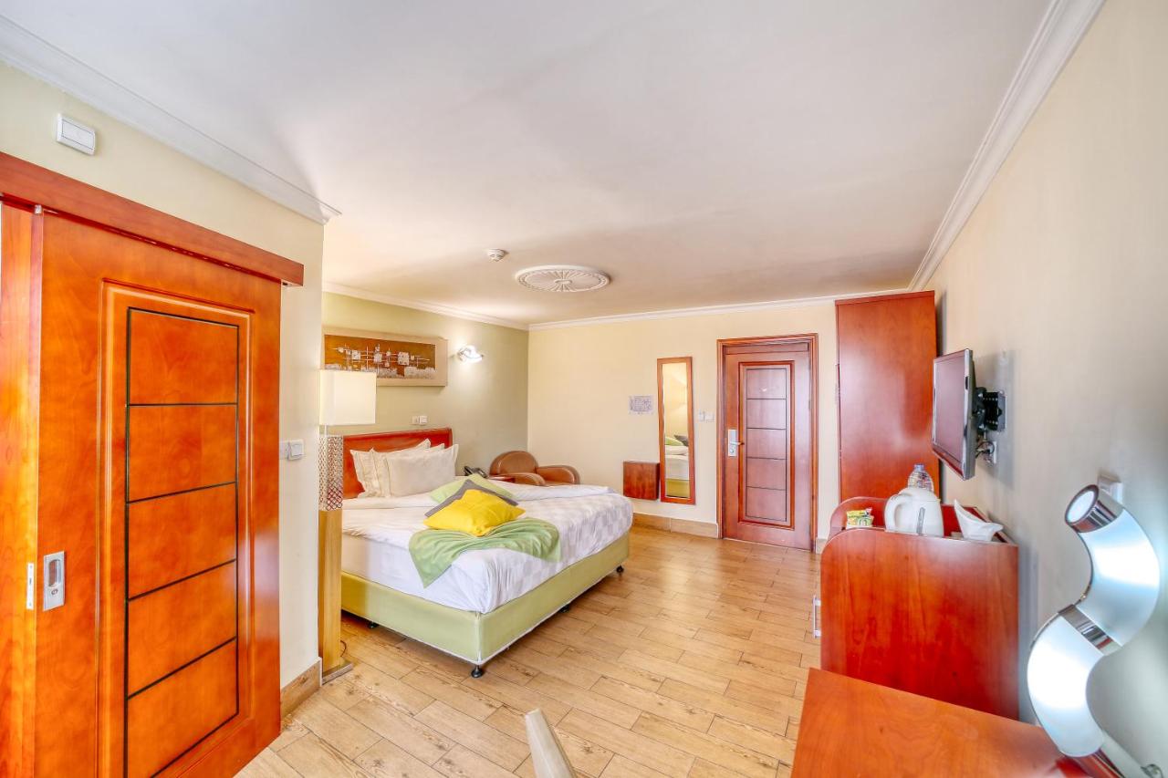Hotel La Falaise Yaounde photo