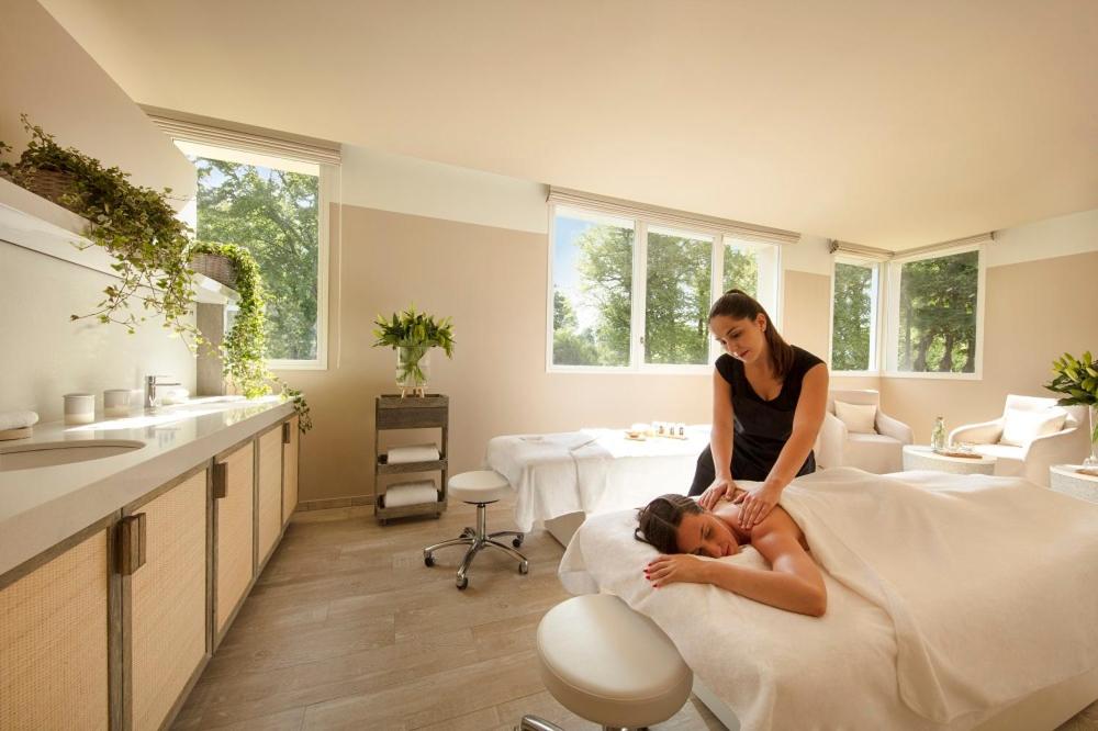 Spa hotel: Le Grand Pavillon Chantilly