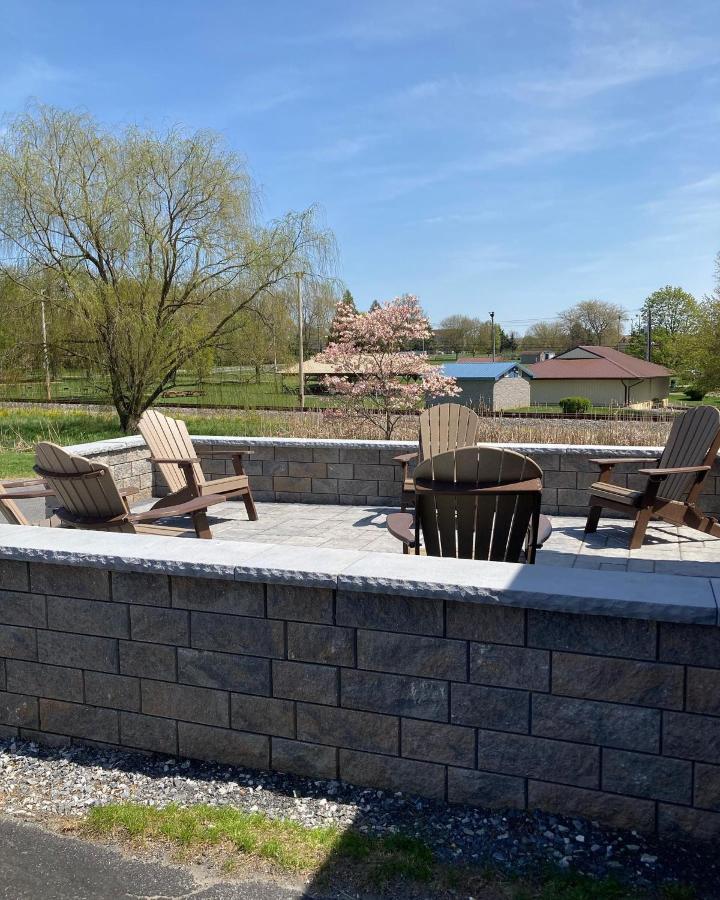 Country Squire Inn and Suites — photo 13