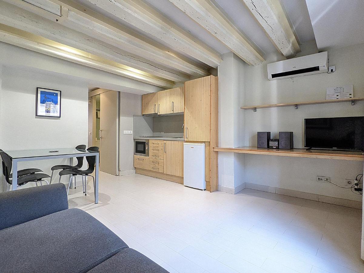 ClassBedroom Gothic Ramblas Apartments - 4