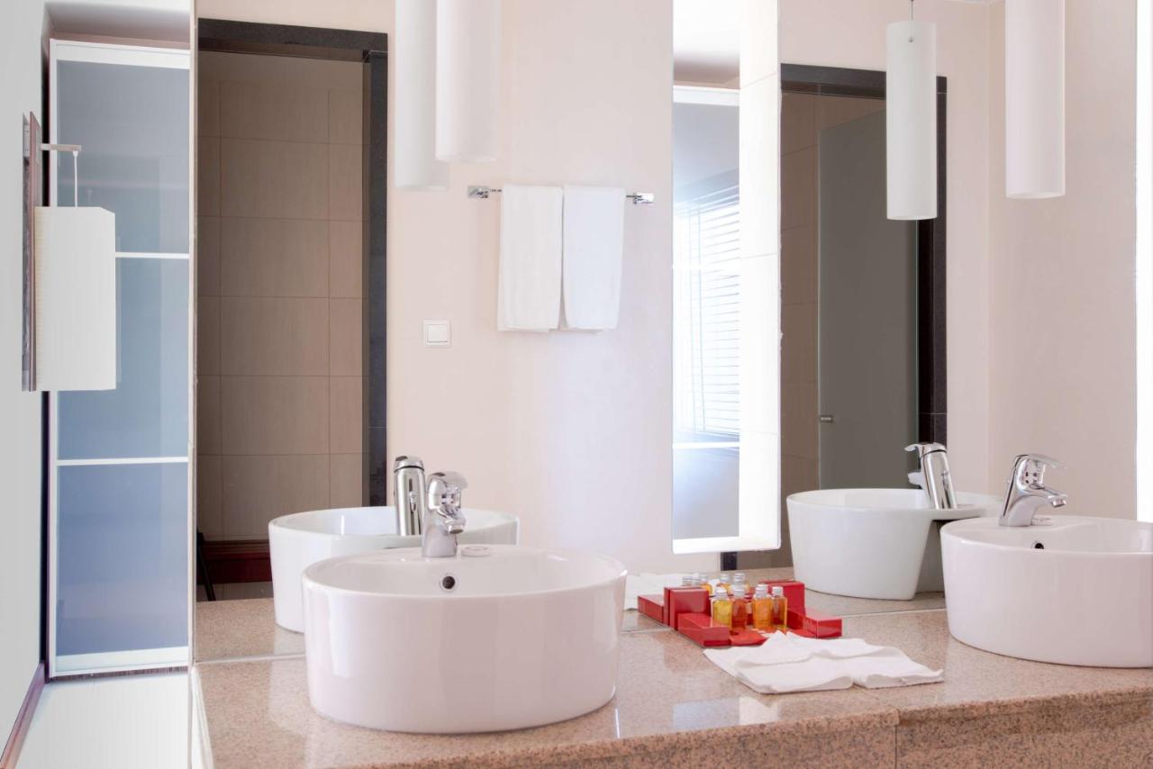 Metropolitan Hotel Sofia, a member of Radisson Individuals photo
