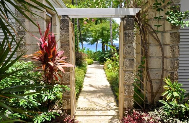 Secret Cove 1 static_photo