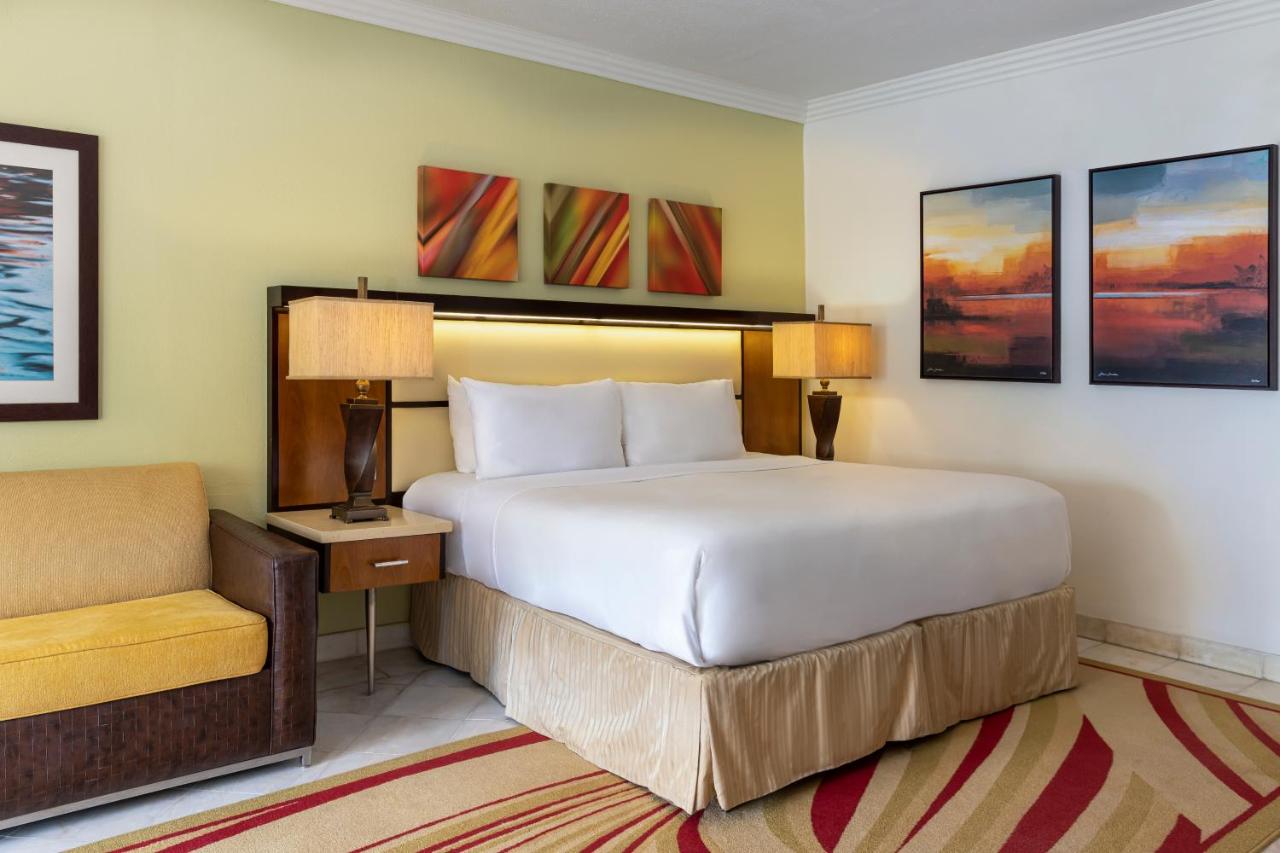 Tamarind by Elegant Hotels - All-Inclusive photo