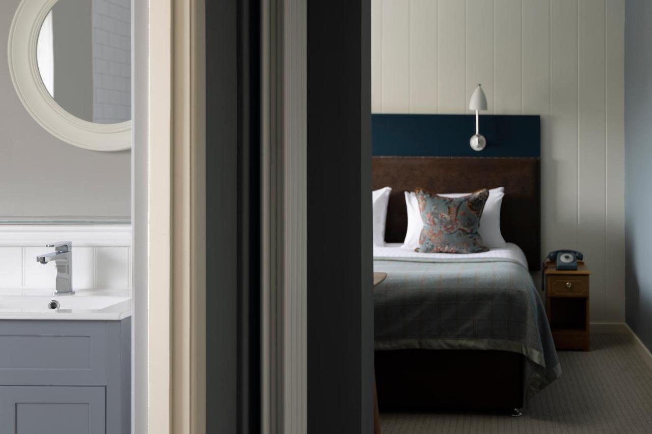 Classic King or Twin Room
