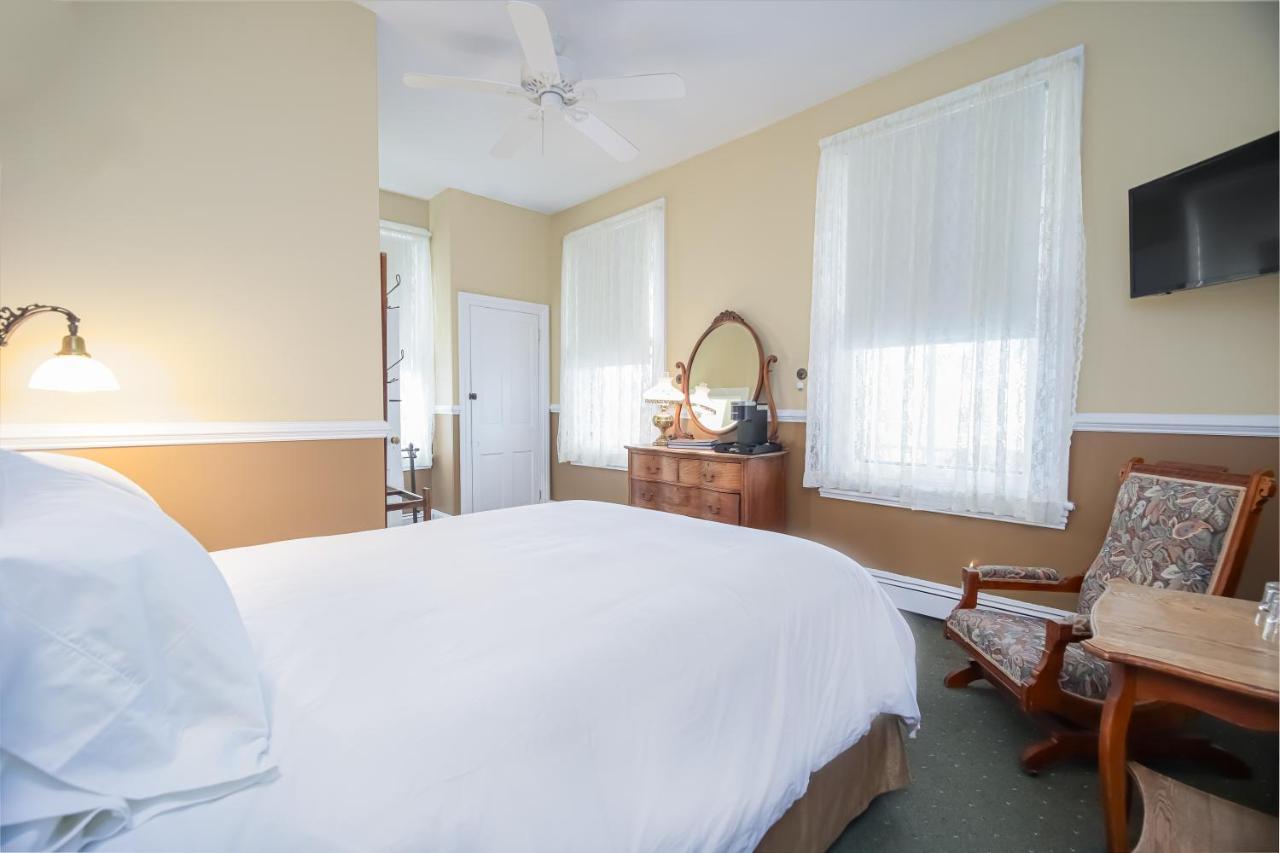 Bedford Inn — photo 21