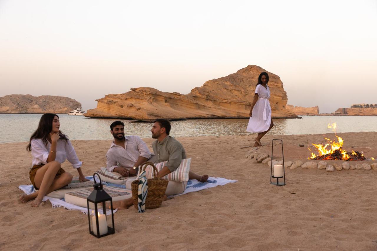 Beach: Jumeirah Muscat Bay