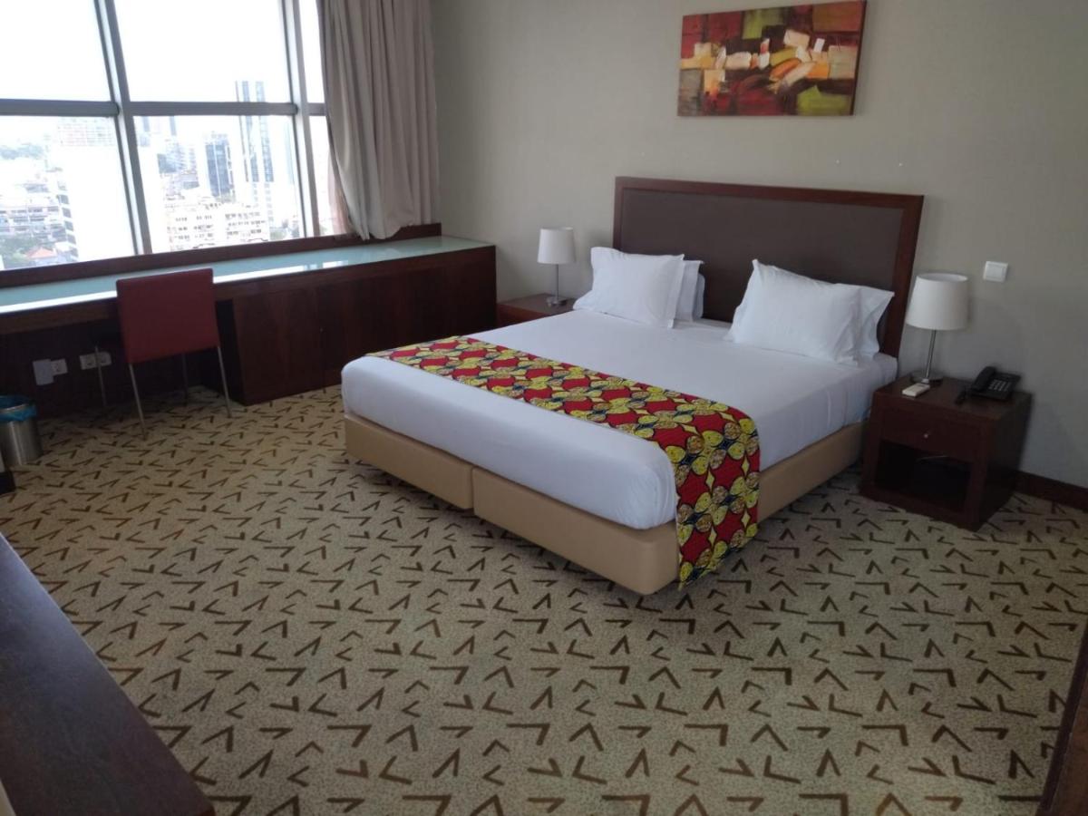 Skyna Hotel Luanda photo