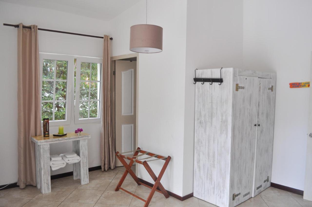 Hibiscus Beach House photo