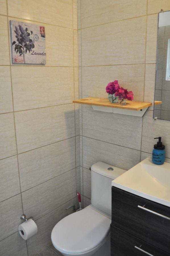 Hibiscus Beach House photo