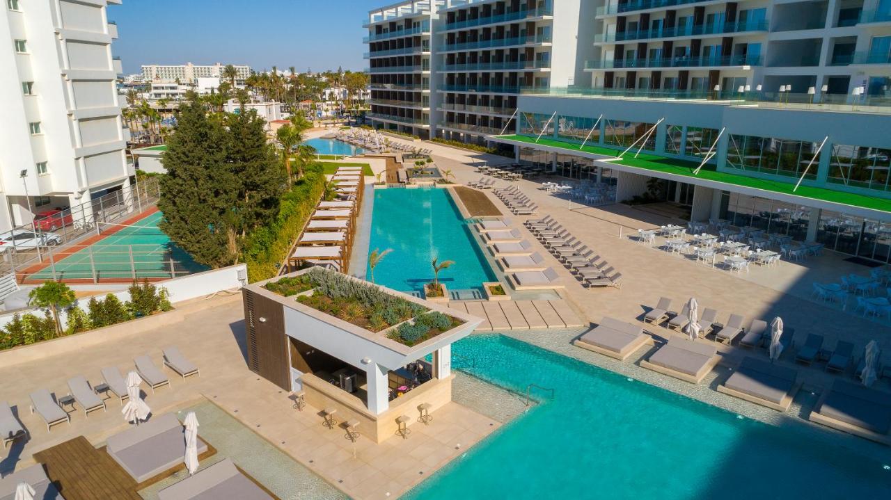 Chrysomare Beach Hotel & Resort photo