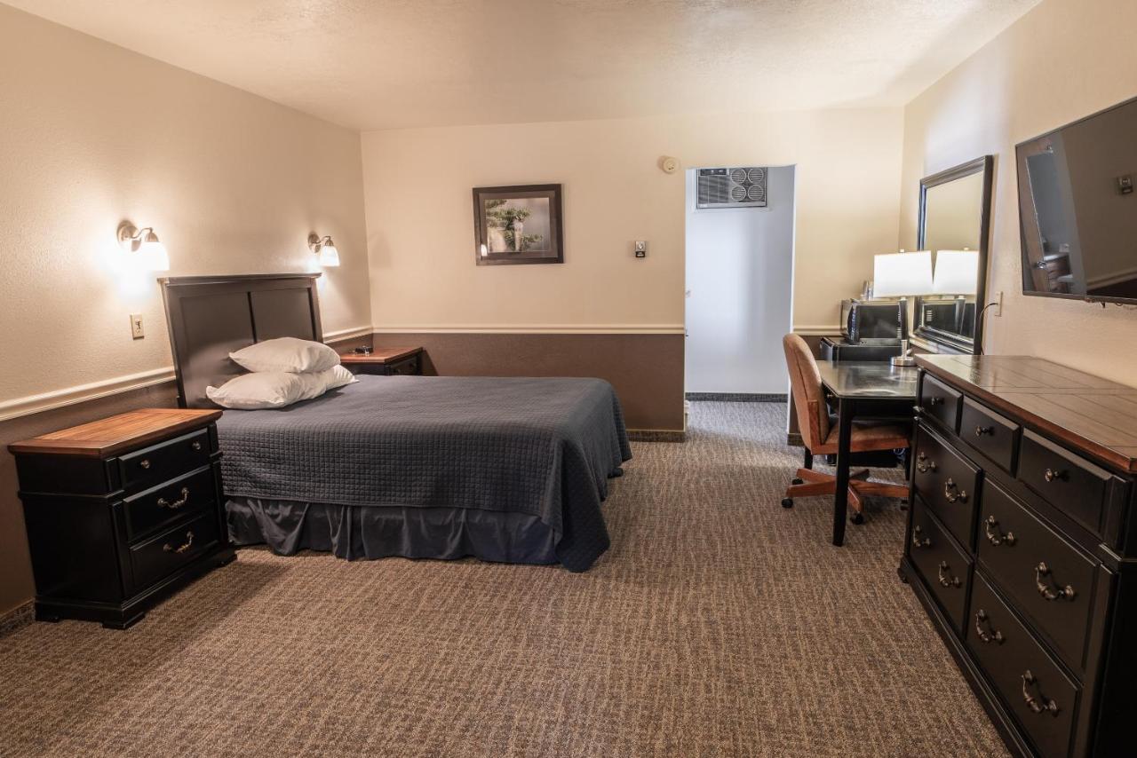 Clover Creek Inn — photo 2