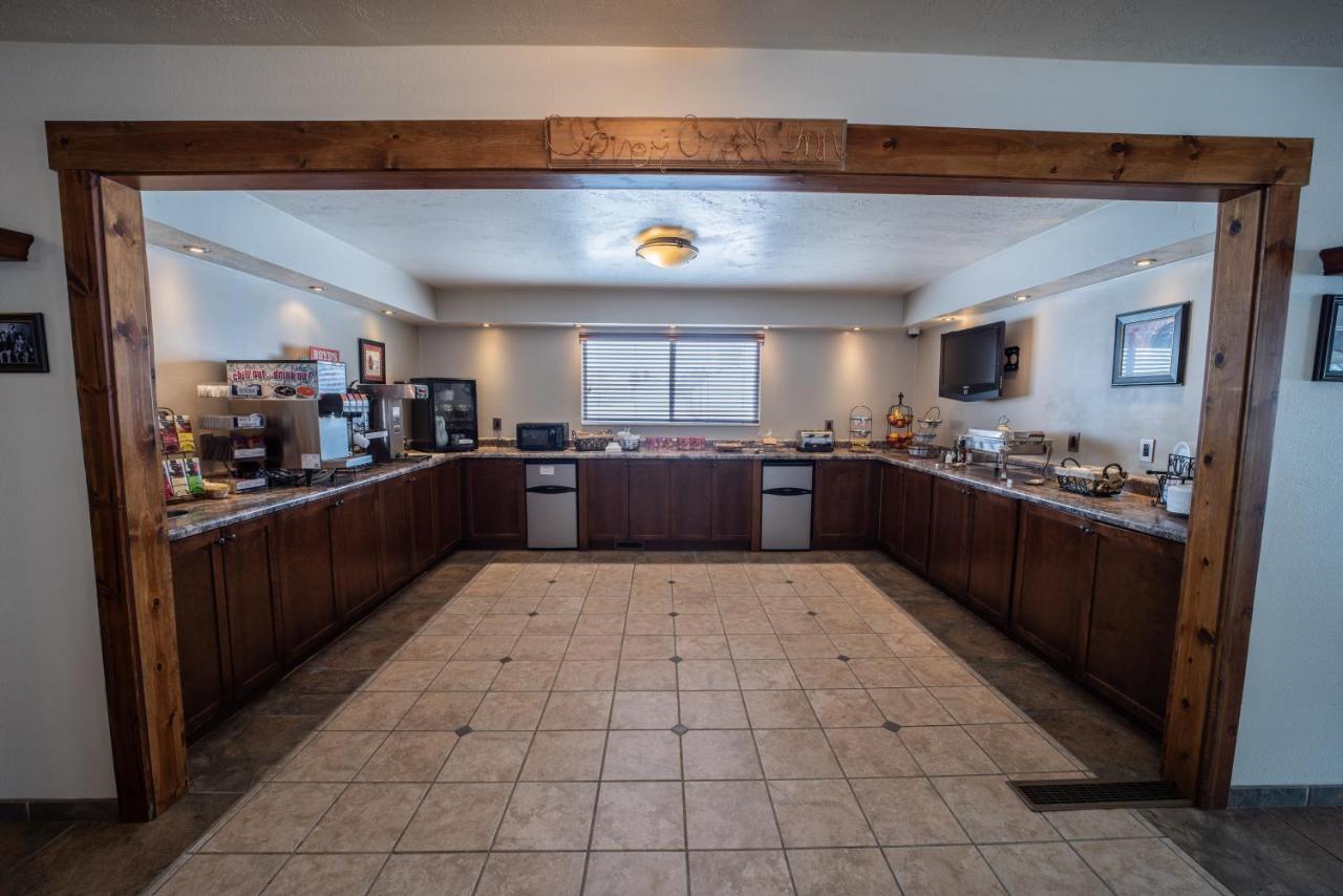 Clover Creek Inn — photo 13