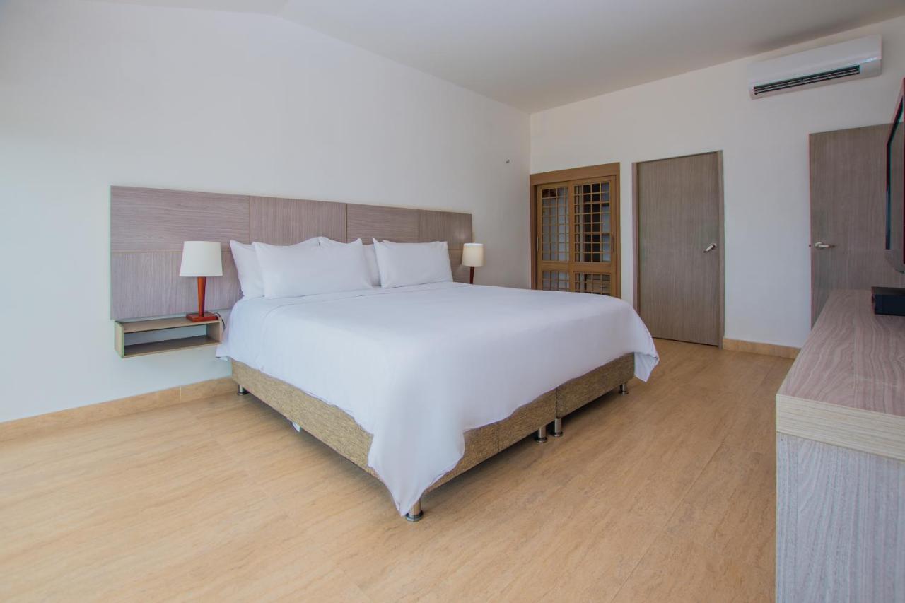 Tamaca Beach Resort photo