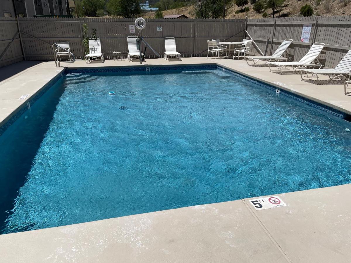 Ruidoso Mountain Inn — photo 9