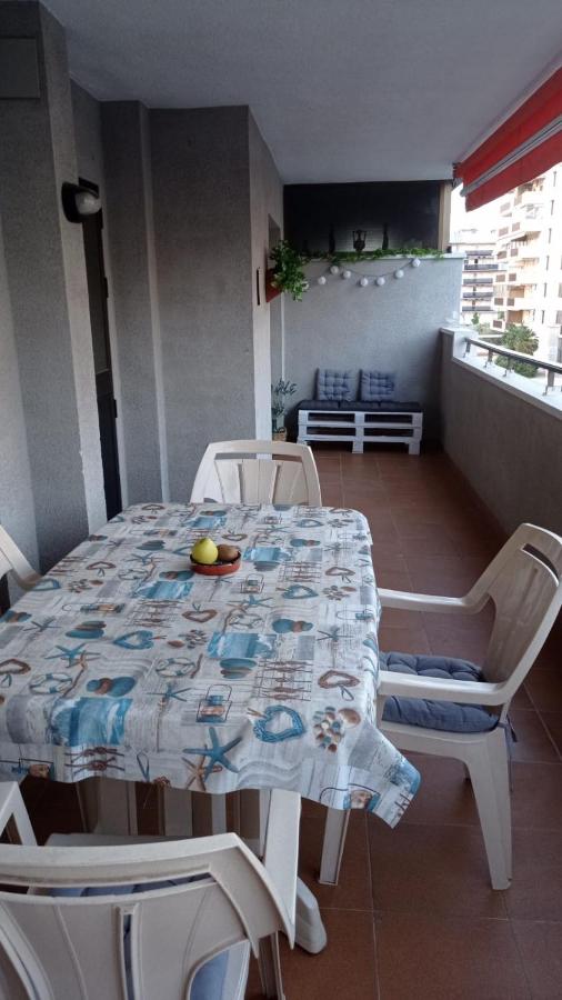 Apartamento con amplia terraza, ideal familias