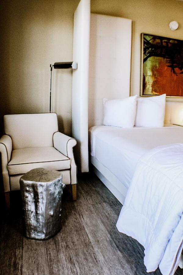 Devonshire Inn Motel — photo 14