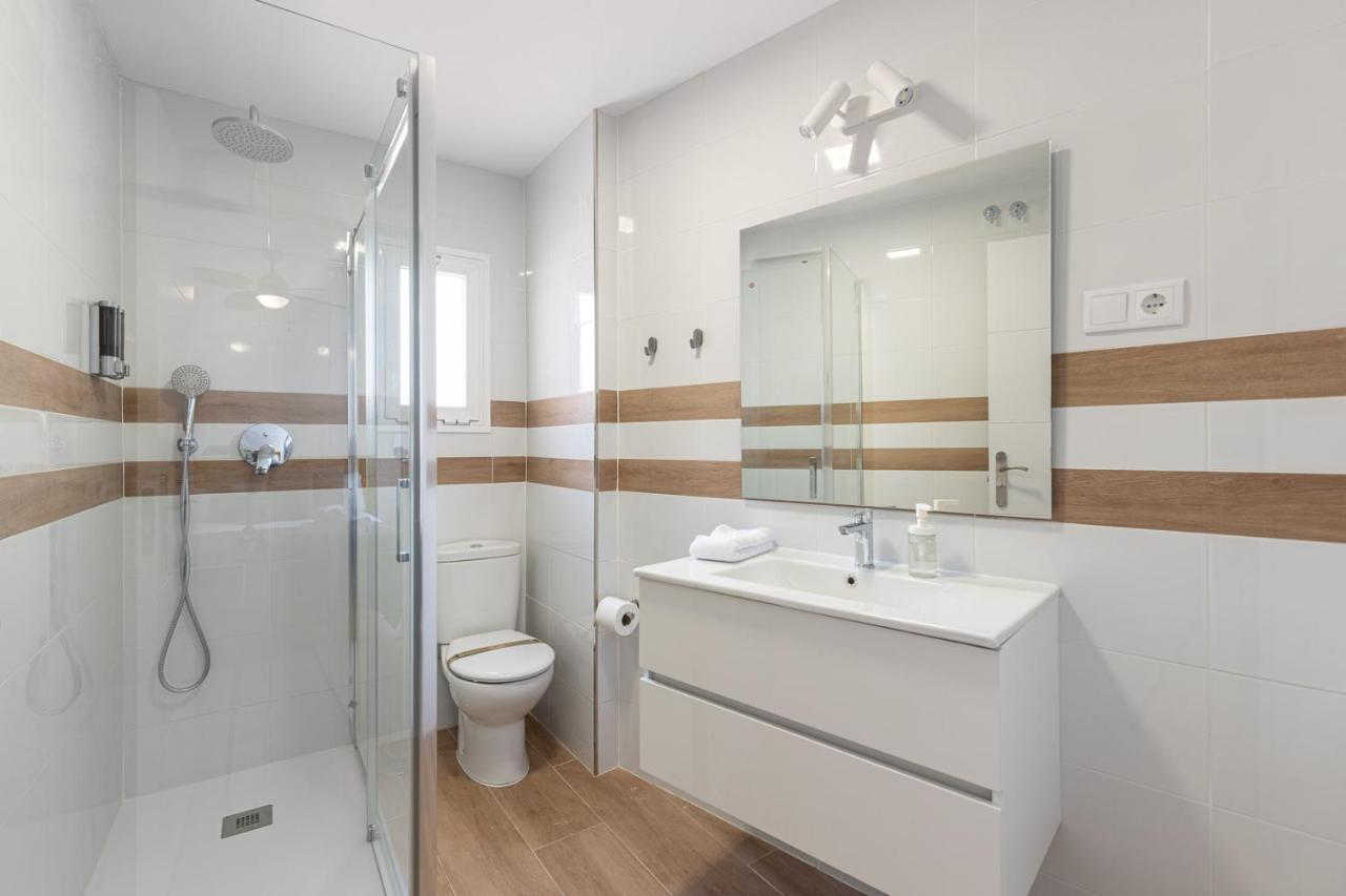 FUN BUILDING TERRACES by HOMEABOUT - 3