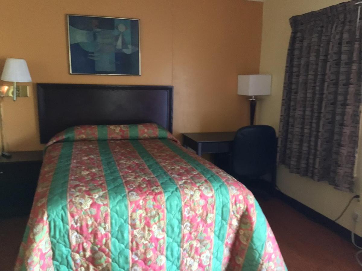 Skyland Inn — photo 8