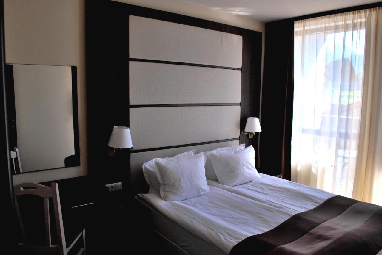 Zara Hotel photo
