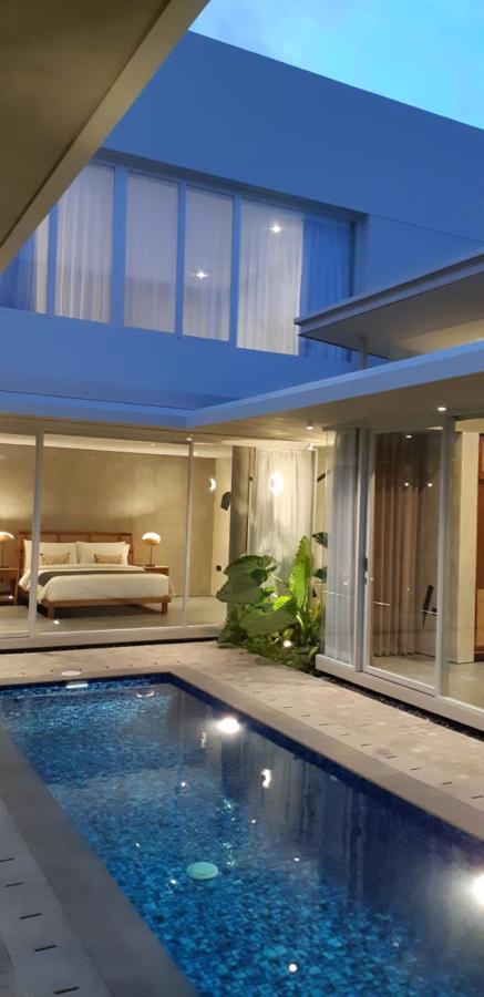 Villa Mandja - Stunning architect-designed 3BR villa in Petitenget - 4