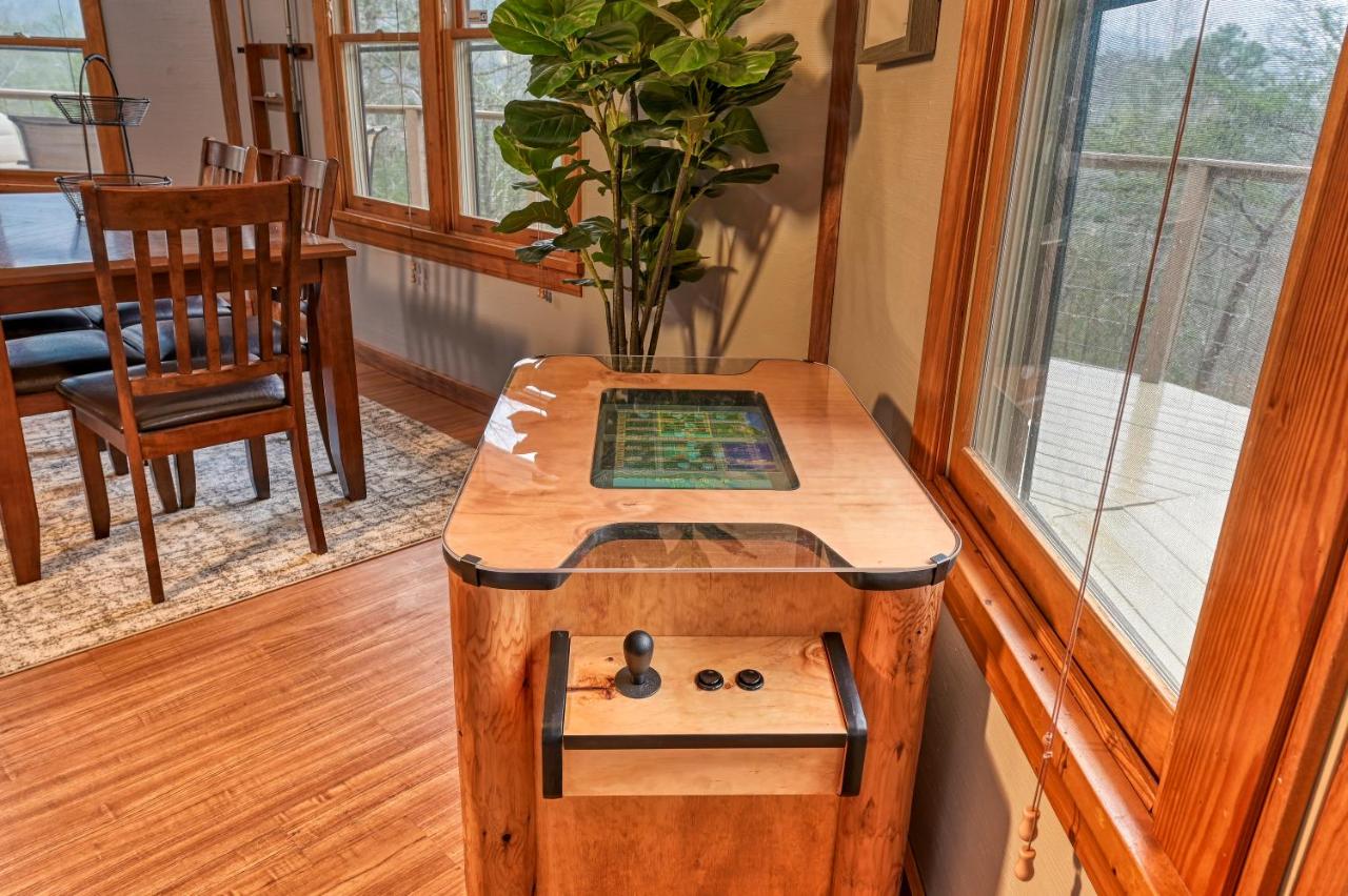 Hawks Landing Cabin — photo 13