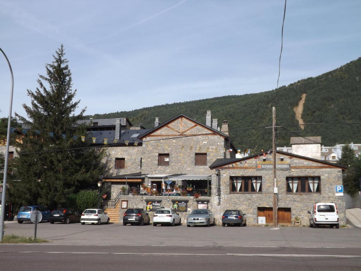 Roca Nevada Resort, Villanúa – Updated 2022 Prices