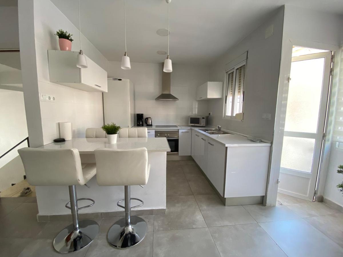 Centre Apartment near Plaza de Toros, Alicante – Updated 2022 Prices