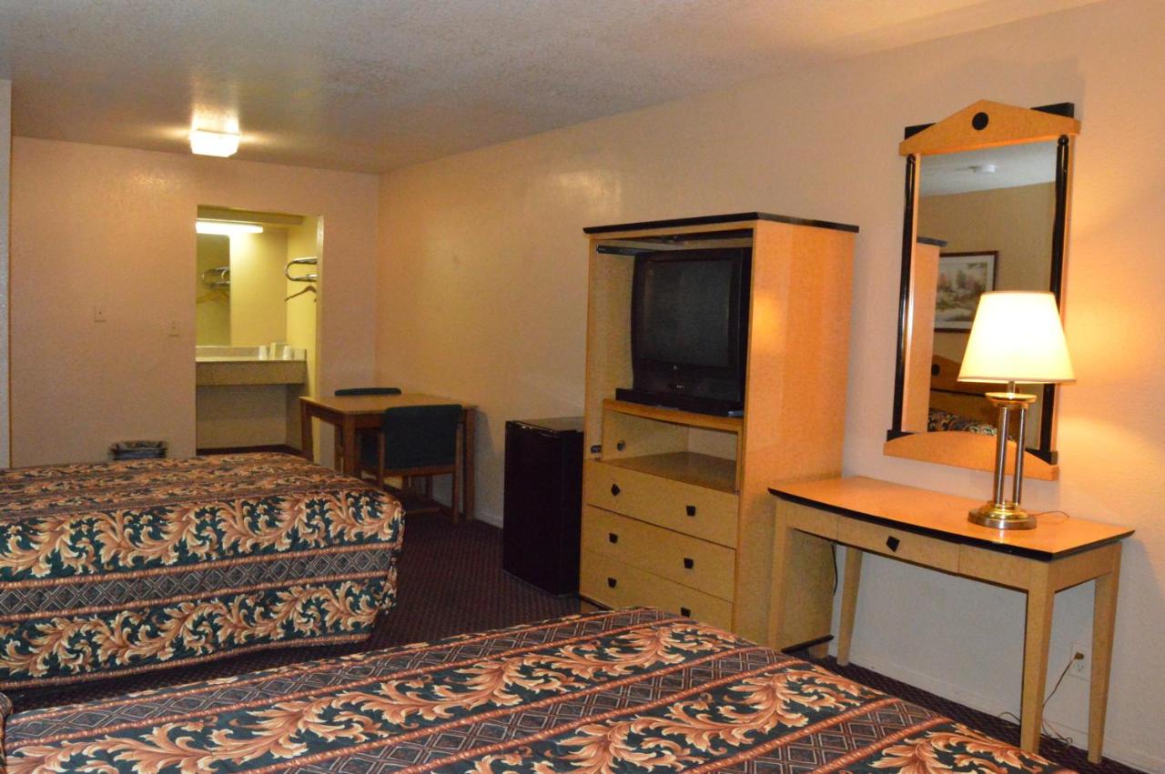 Relax Inn — photo 14
