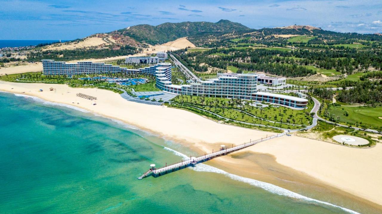 Beach: FLC Luxury Hotel Quy Nhon