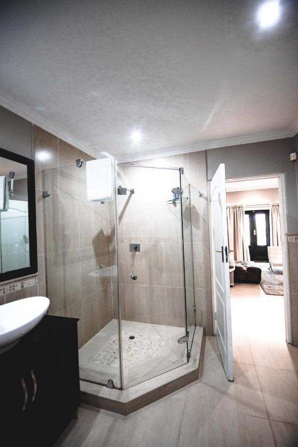 The Capital Guest House photo