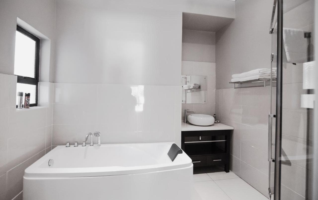 The Capital Guest House photo