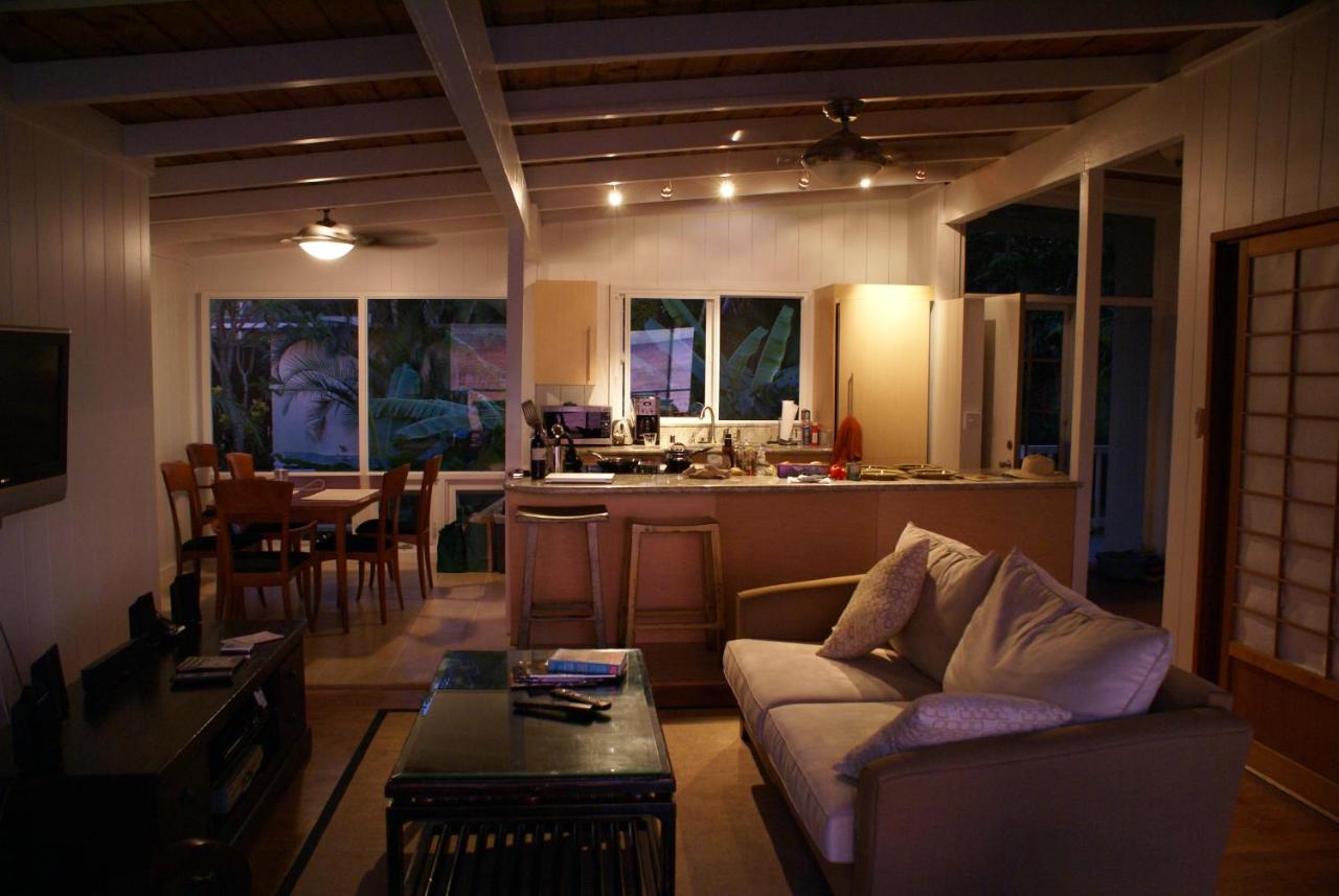 Waimea Point Oceanfront House - (with Air Conditioning) photo