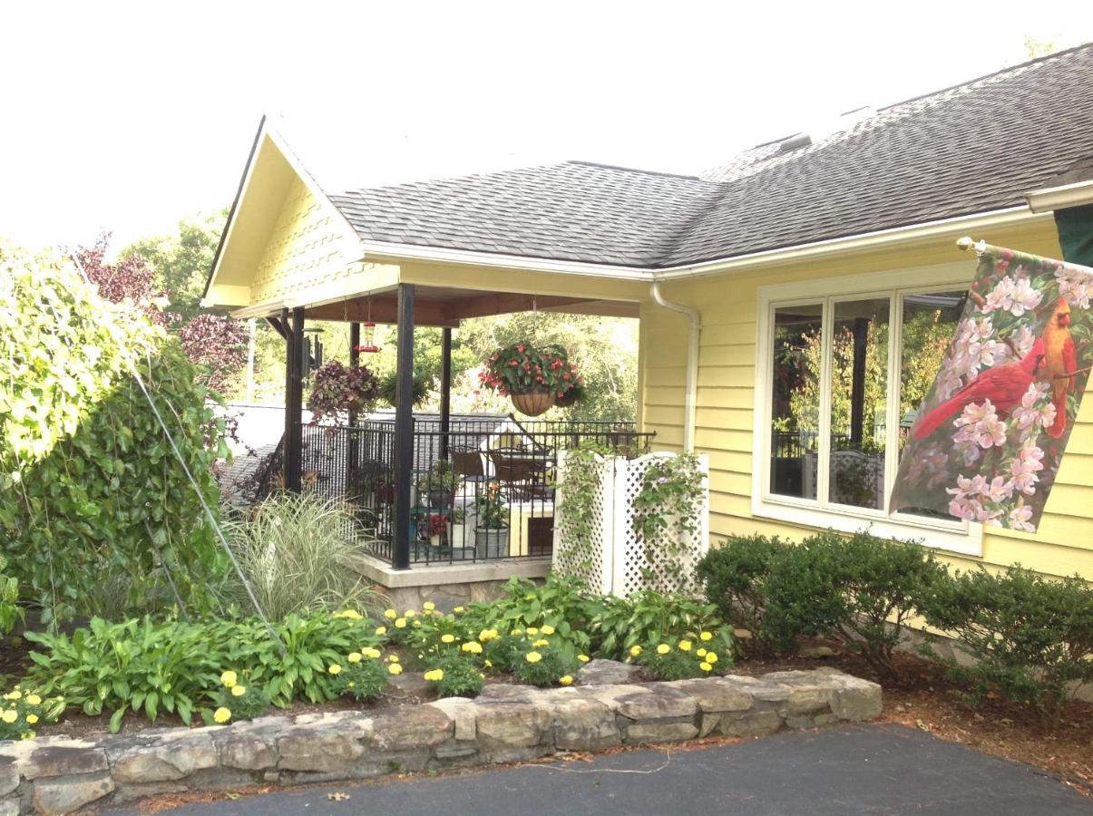 Boxwood Lodge Blowing Rock near Boone-University — photo 5