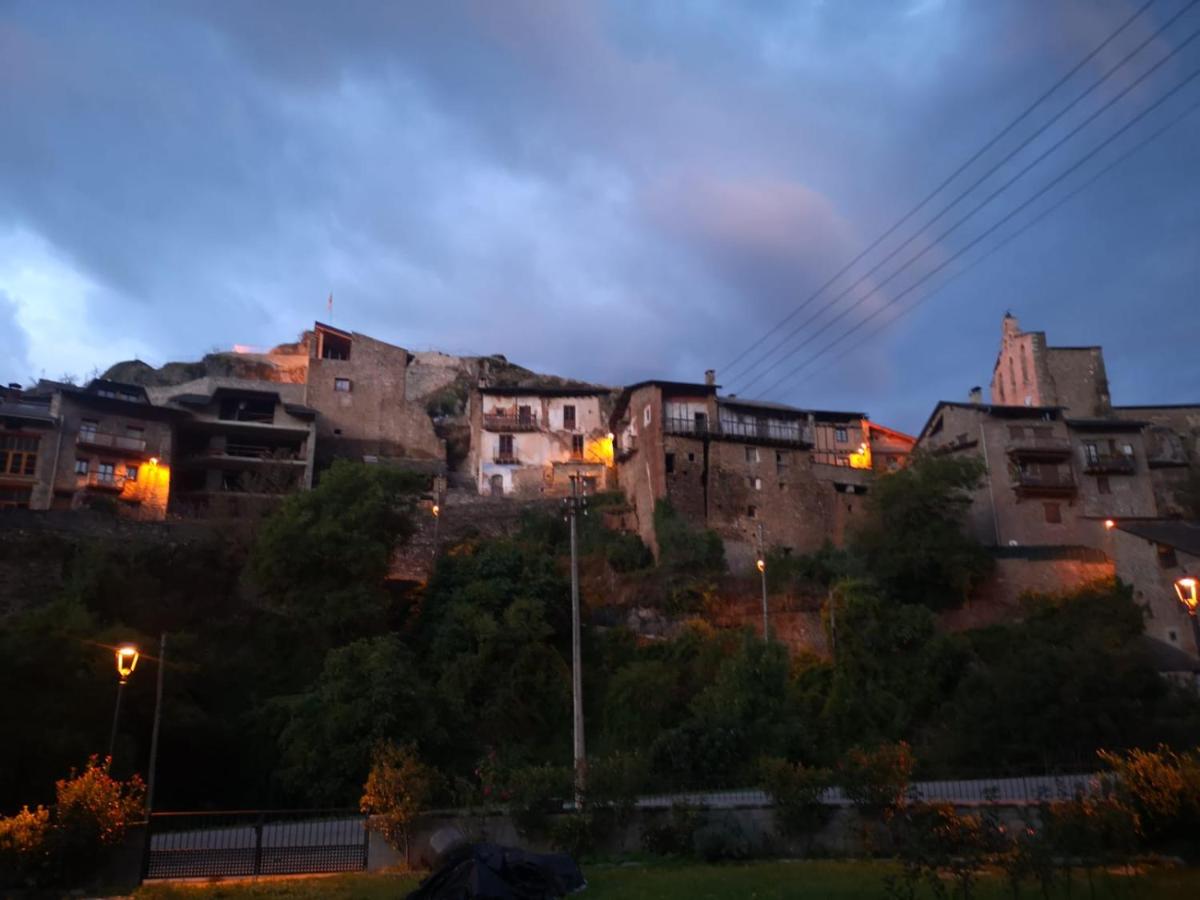 Casa rural de alta montaña en los Pirineos Cal-Cavale, Vall ...