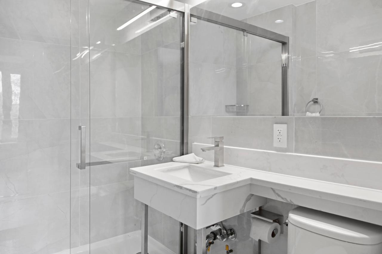 Hotel 365 Bronx - Yankee Stadium - 3