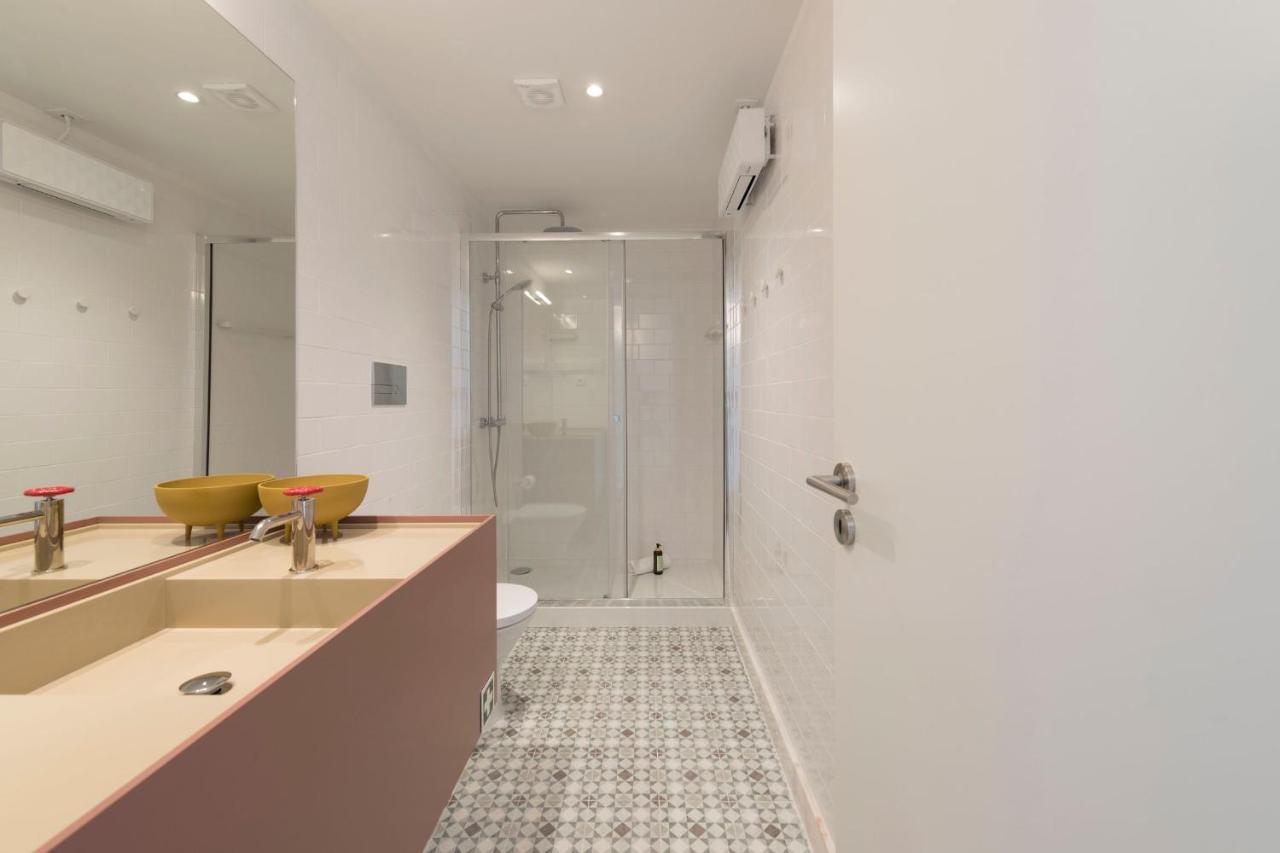 Boavista Penthouse w/ 2 Balconies & AC by LovelyStay - 2