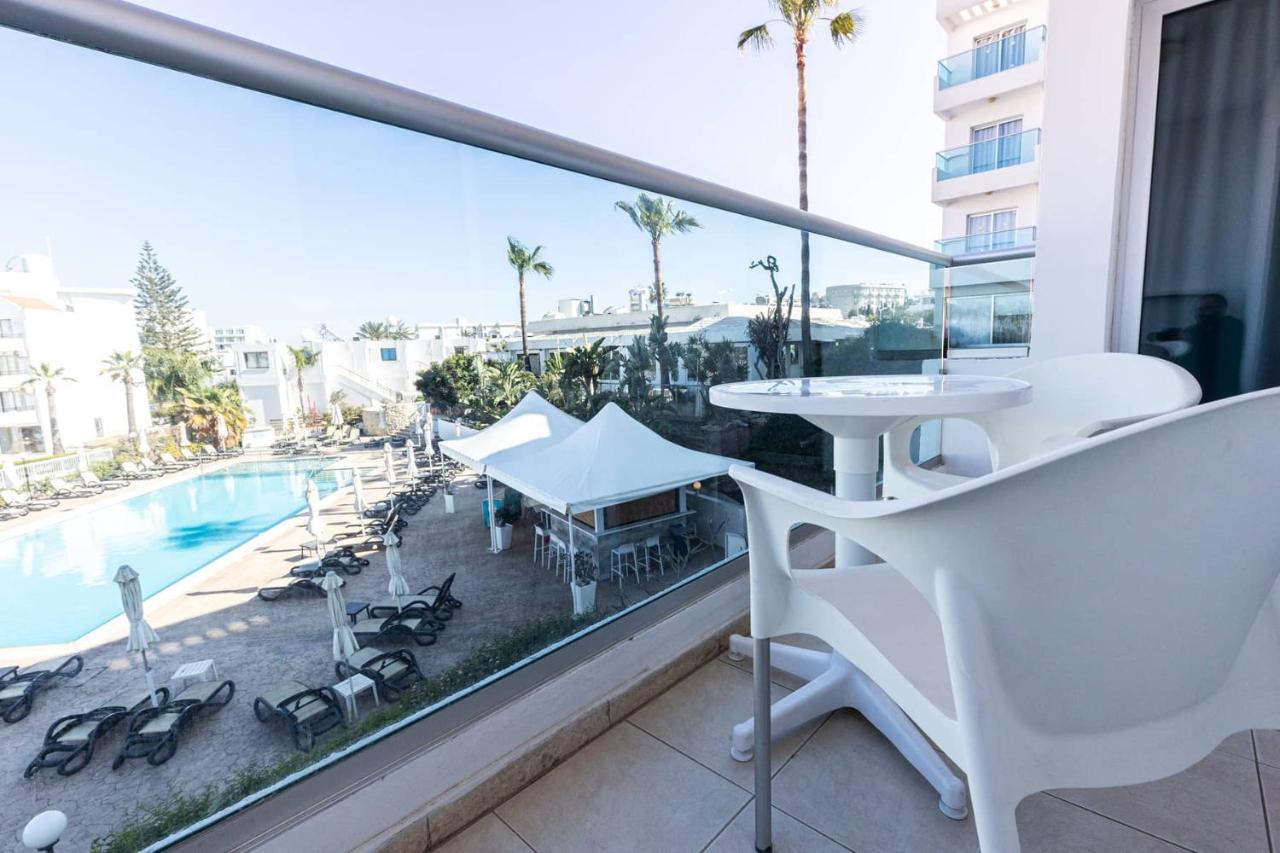 Vrissaki Hotel Apartments photo